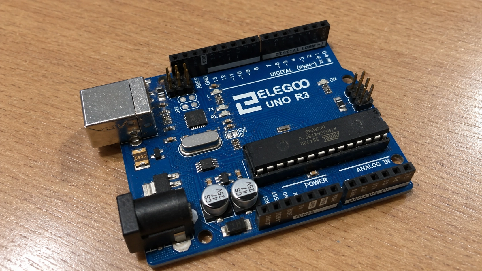 Arduinoとラズベリーパイの違いを比較！初心者向け完全ガイド